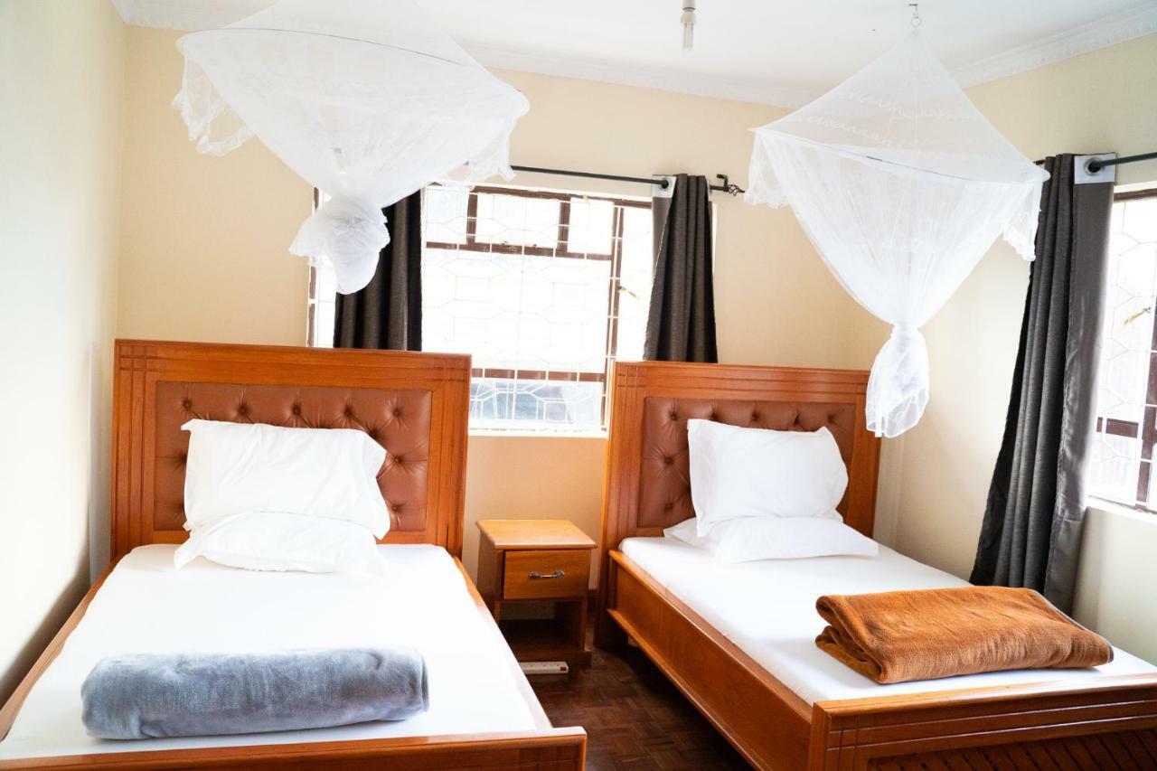 Wakawaka Hostel Аруша Екстериор снимка